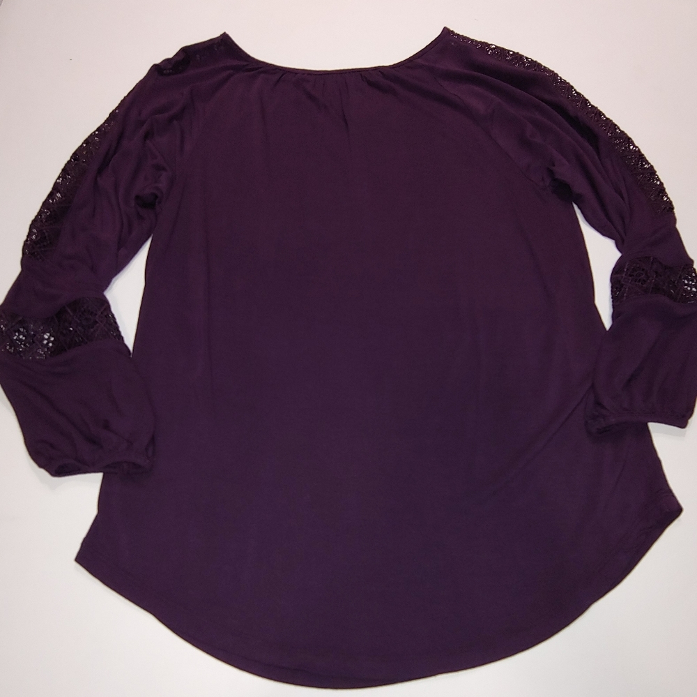 Loft  lace sleeve top size small purple